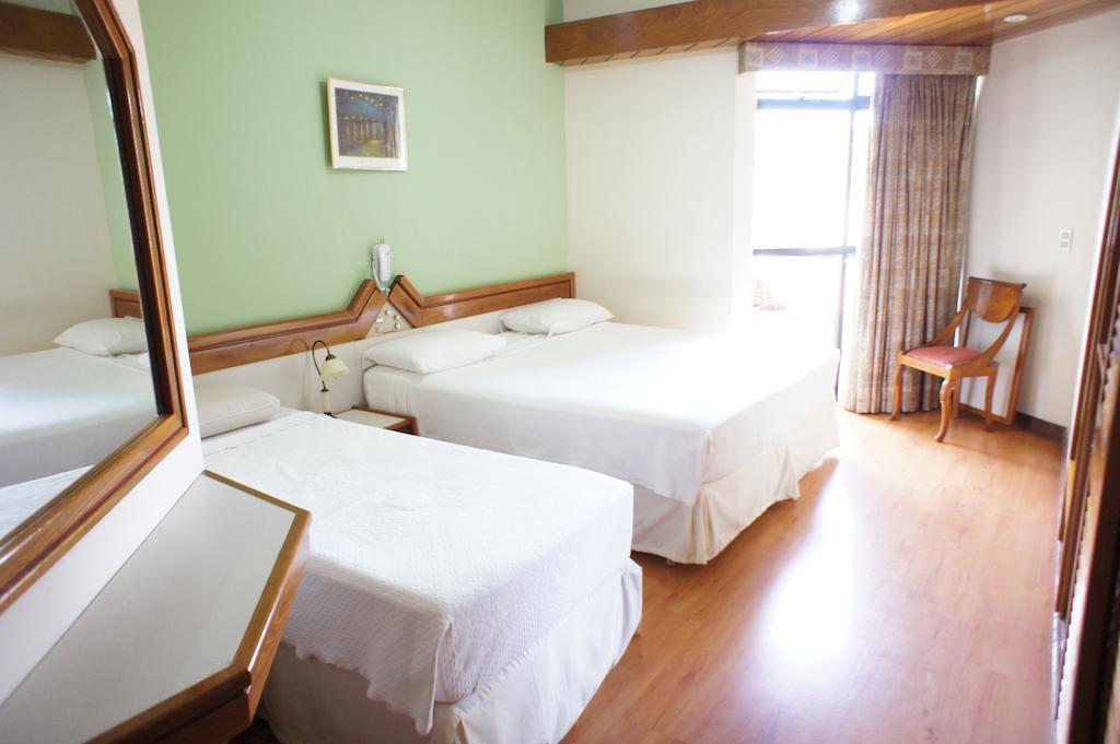 Hotel Solar Corte Real Sabará Chambre photo